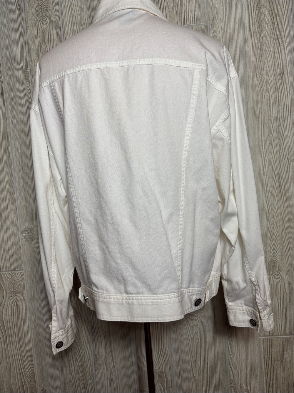 Carole Little Vintage White Denim Jacket with Floral Beaded Embroidery- Size 4 - Picture 6 of 6